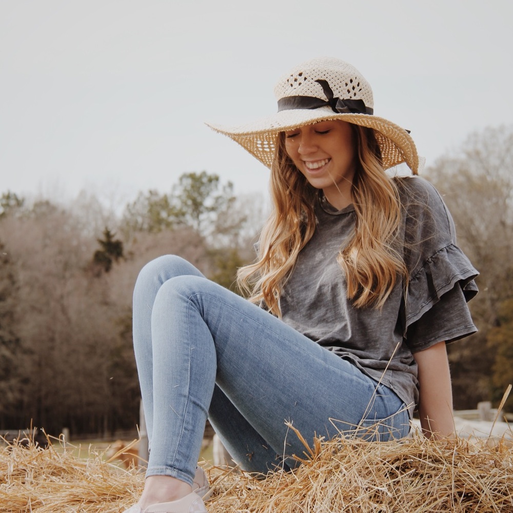 Meet your Posher, Hailey